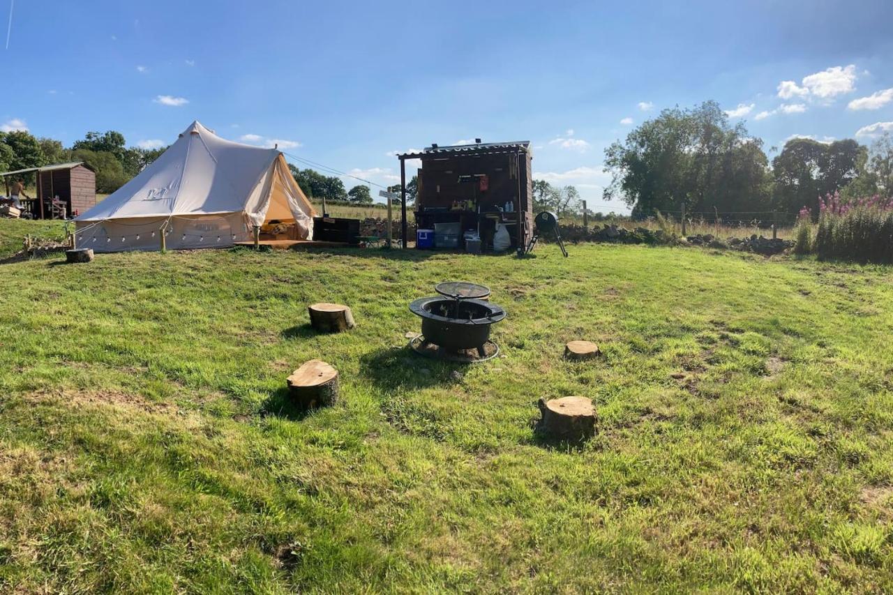 Roaches Retreat Family Glampsite, Rocky Reach Bell Tent With Outdoor Adventures And Campfire Nights Upper Hulme Exterior photo